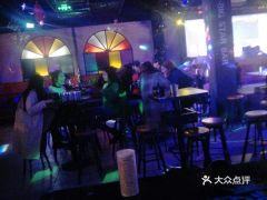 明星去酒吧价格,消费价格揭秘！