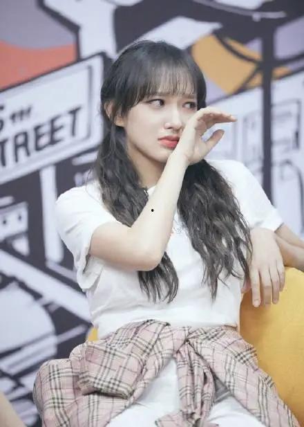 明星程潇图片,青春活力，舞动星光璀璨