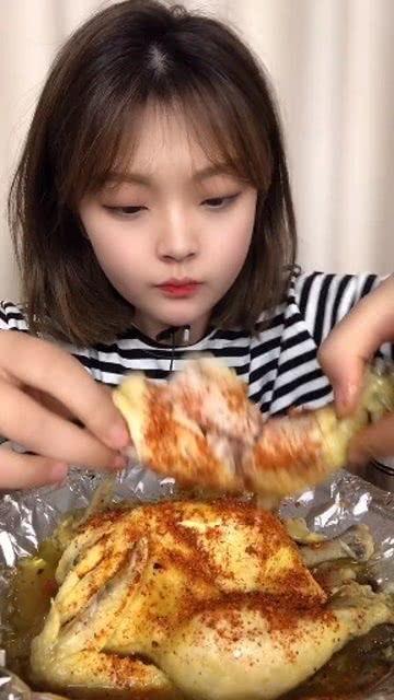 吃瓜姐妹炸了,揭秘网络爆火的背后故事